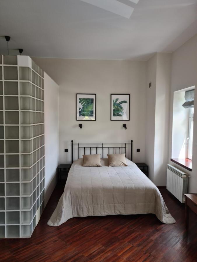 Appartement Apartament W Starej Szkole à Srebrna Góra Extérieur photo
